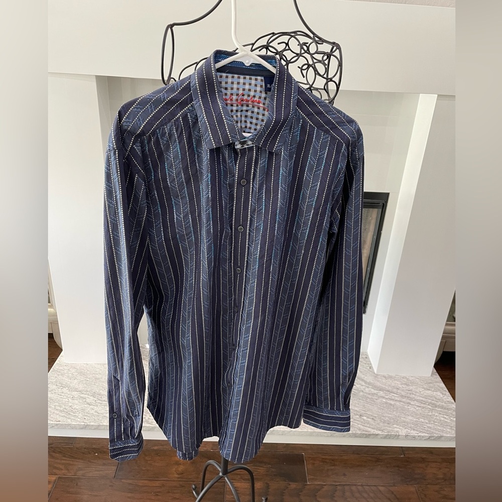 Robert Graham Men’s Navy Blue Long Sleeved Shirt.
